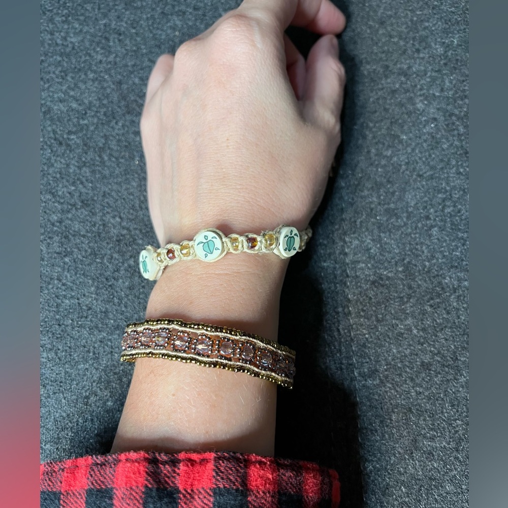 2 bracelets